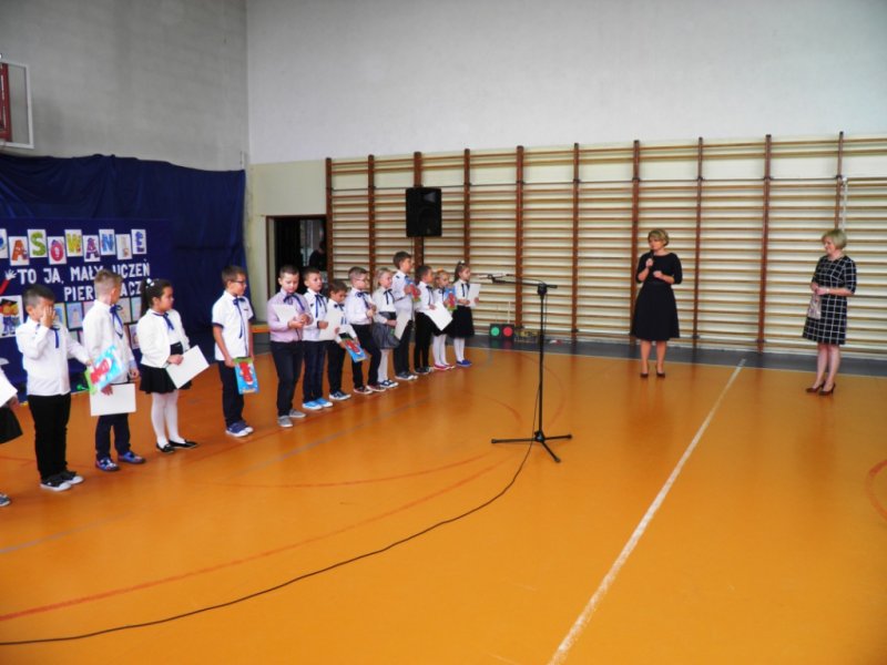 Pasowanie na ucznia klasy I.